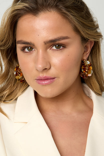 Creolen aus Pailletten und Perlen