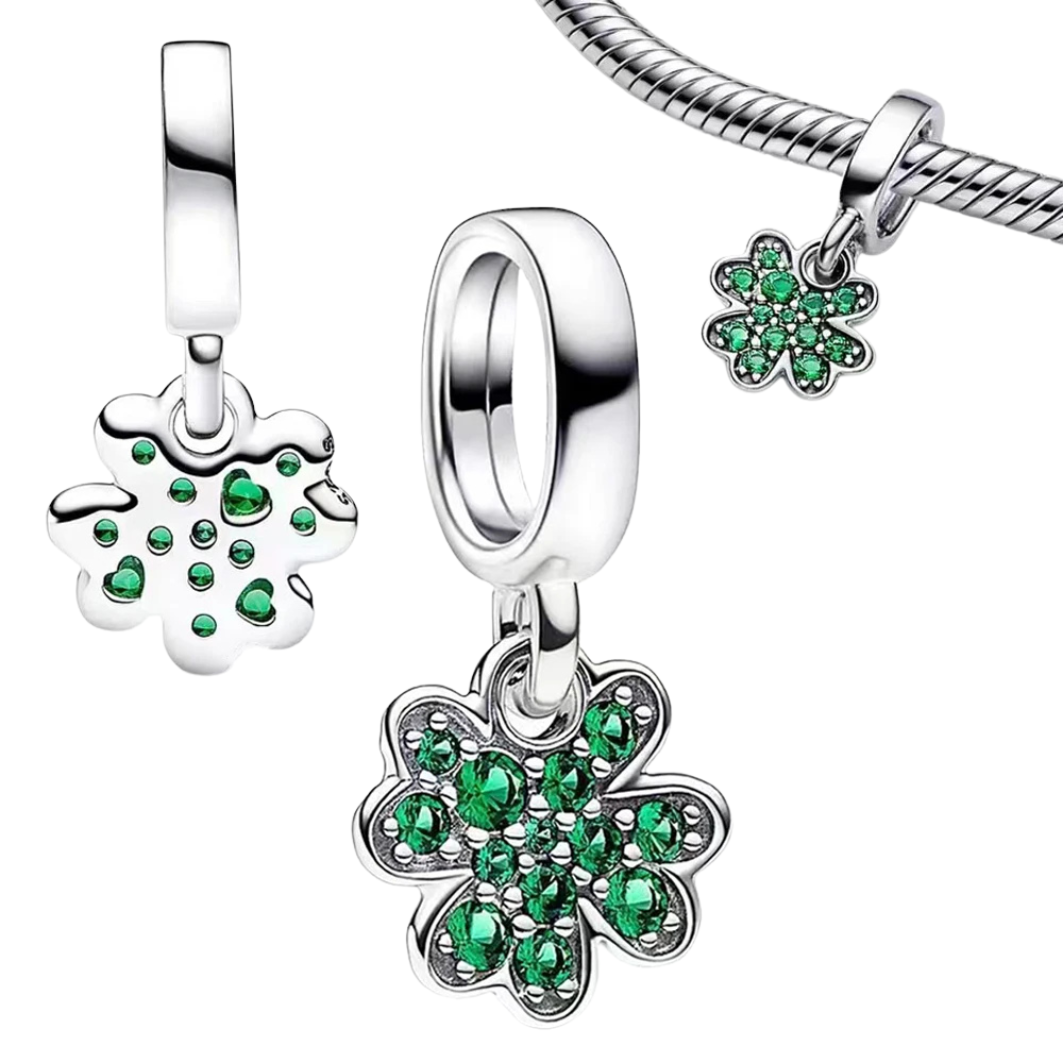 Vierblättriges Kleeblatt Charm