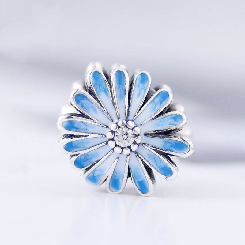 &quot;Blaues Gänseblümchen&quot; Charm