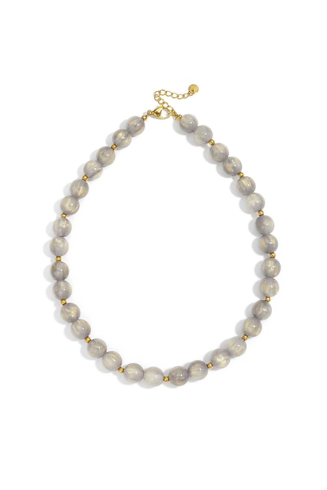 Perlenketten mit Golddetails – 12 mm