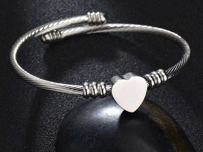 FILINZI - &quot;Love Heart&quot; Armreif, personalisierbar